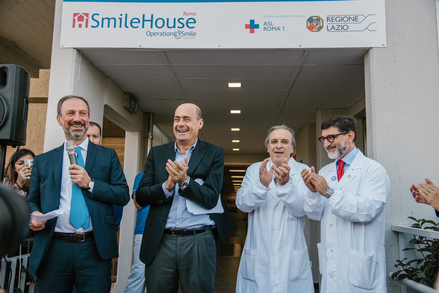 Taglio del nastro per il nuovo Centro di Cura Multispecialistico Smile House di Roma