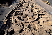 Area della Meta Sudans. Le fondazioni della fontana flavia e delle strutture neroniane